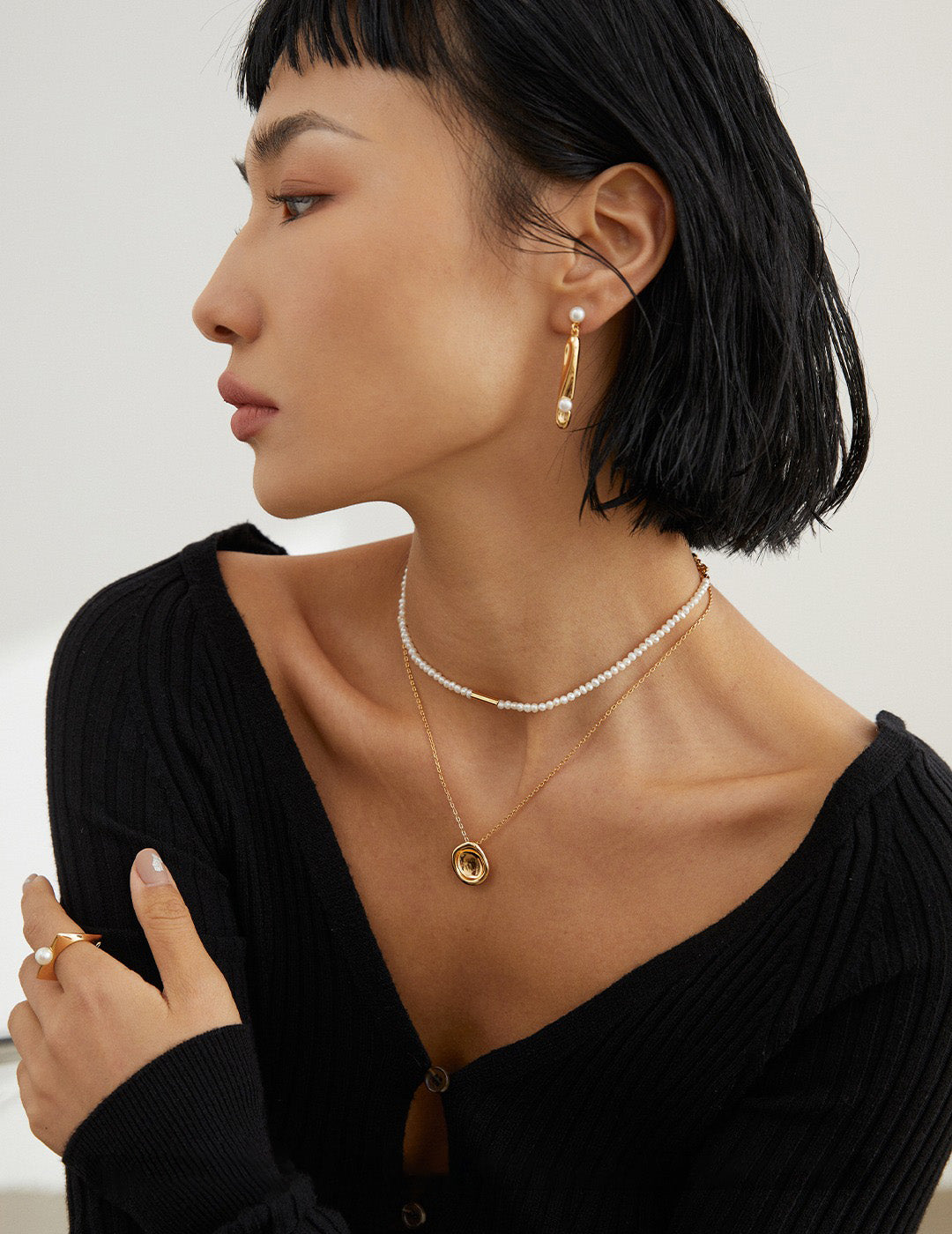 French Vintage Irregular Molten Gold Disc Pendant Necklace