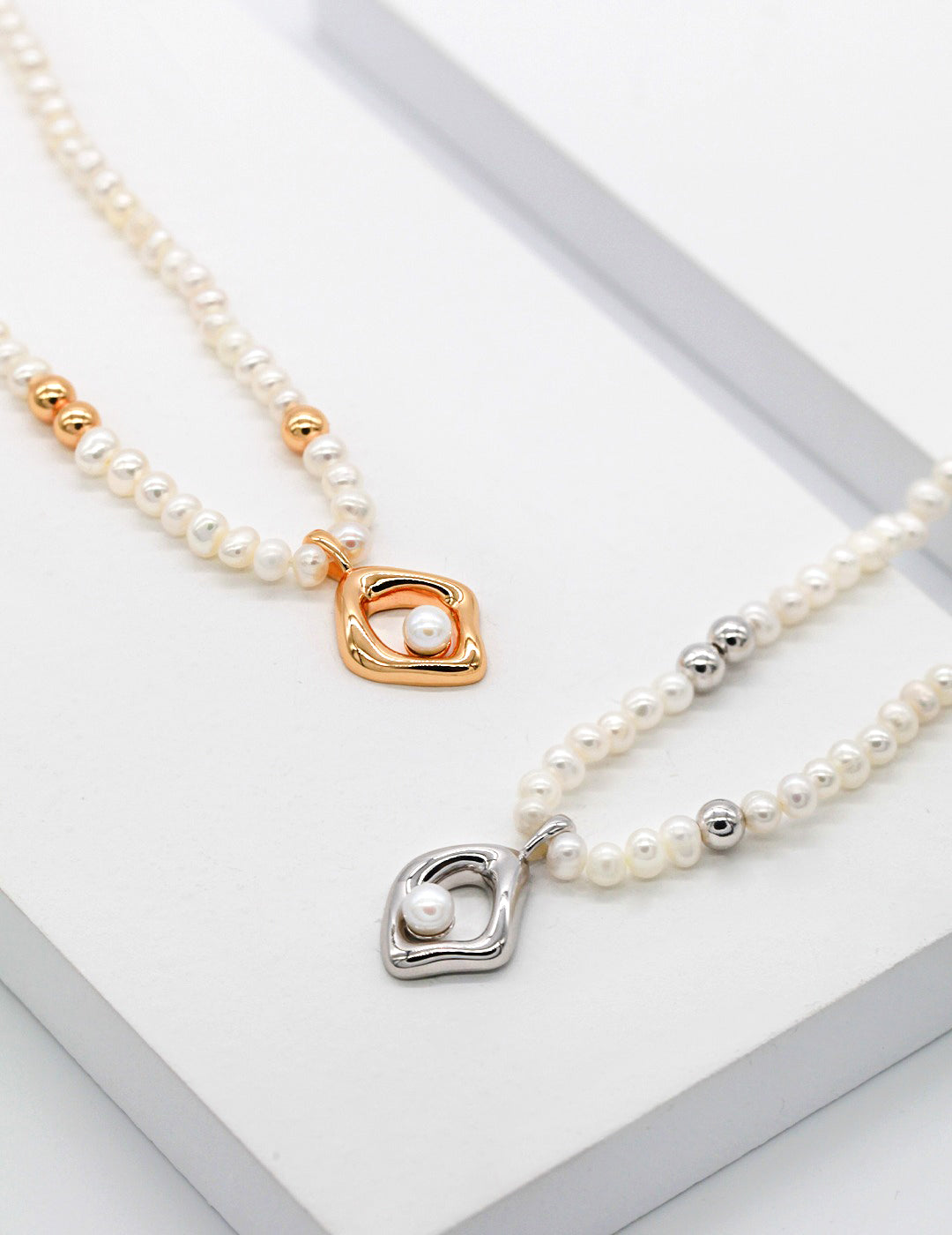 Organic Shape Pendant Natural Pearl Necklace | S925 Sterling Silver Adjustable Pearl Choker